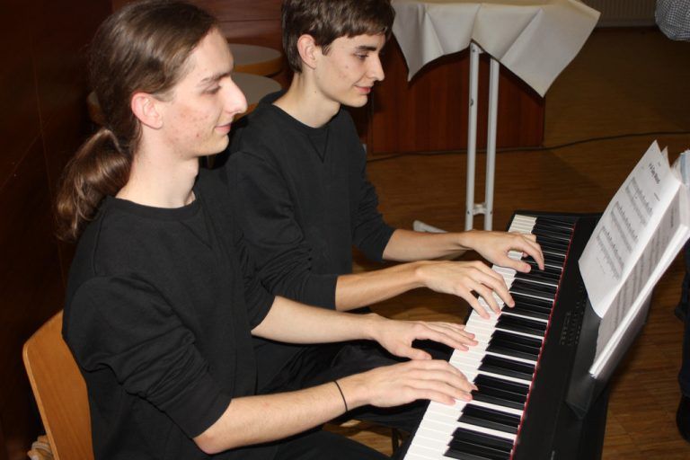 Benjamin und Julian Hauser - Pfarrversammlung Rankweil