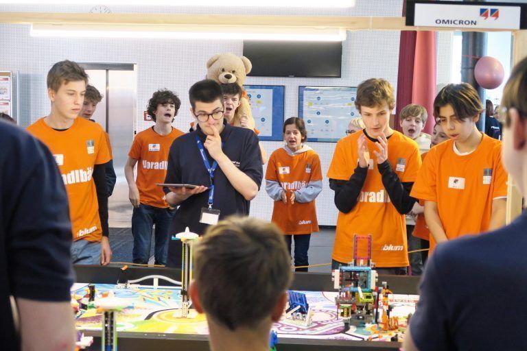Die Nerven bei den Voradlbären lagen blank. - First Lego League BG Dornbirn
