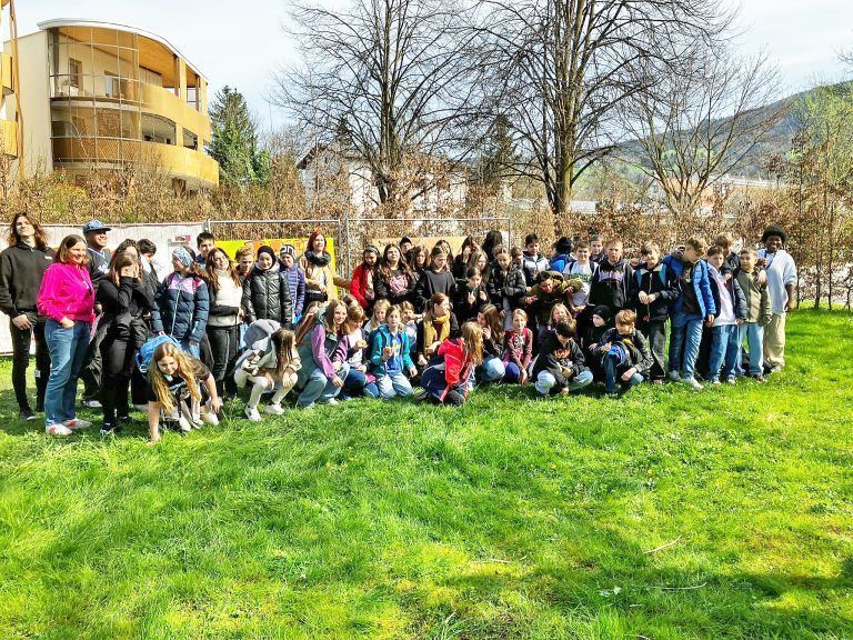 Insgesamt 54 Schülerinnen und Schüler der MS Baumgarten waren zu Besuch bei der OJAD. - MS Baumgarten zu Besuch bei der OJAD