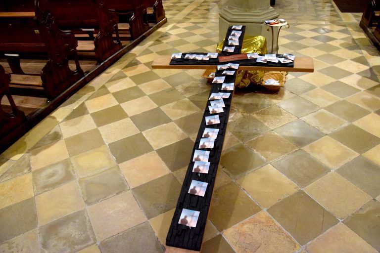 Kreuz am Domboden - Chrisammesse, Dom Feldkirch (2024)