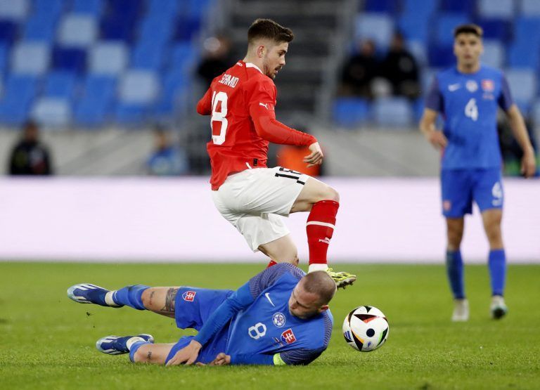 SOCCER-FRIENDLY-SVK-AUT/REPORT