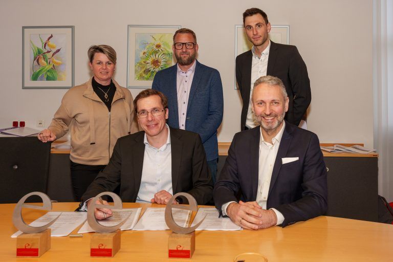 Vertragsunterzeichnung Fernwärmeversorgung e5-Gemeinde Vandans 