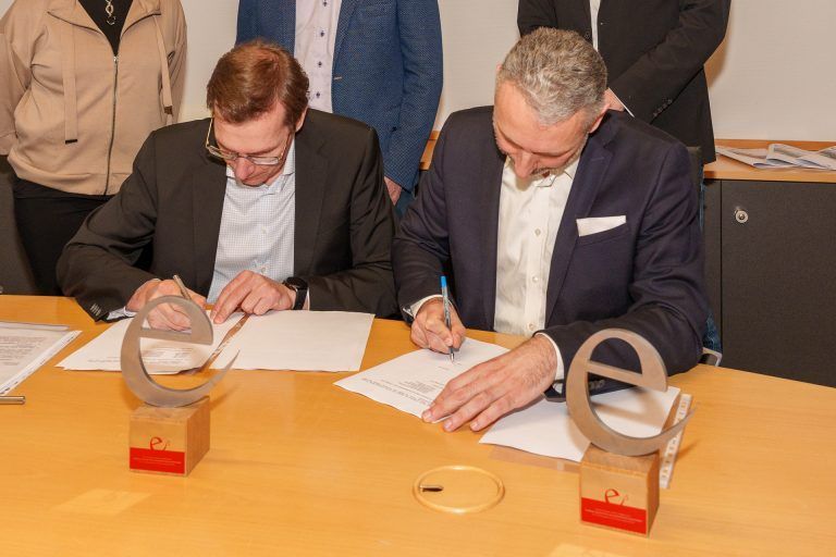 Vertragsunterzeichnung Fernwärmeversorgung e5-Gemeinde Vandans 