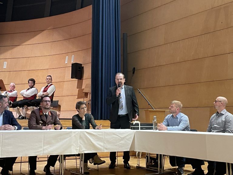 Neuer Bürgermeister Mäder