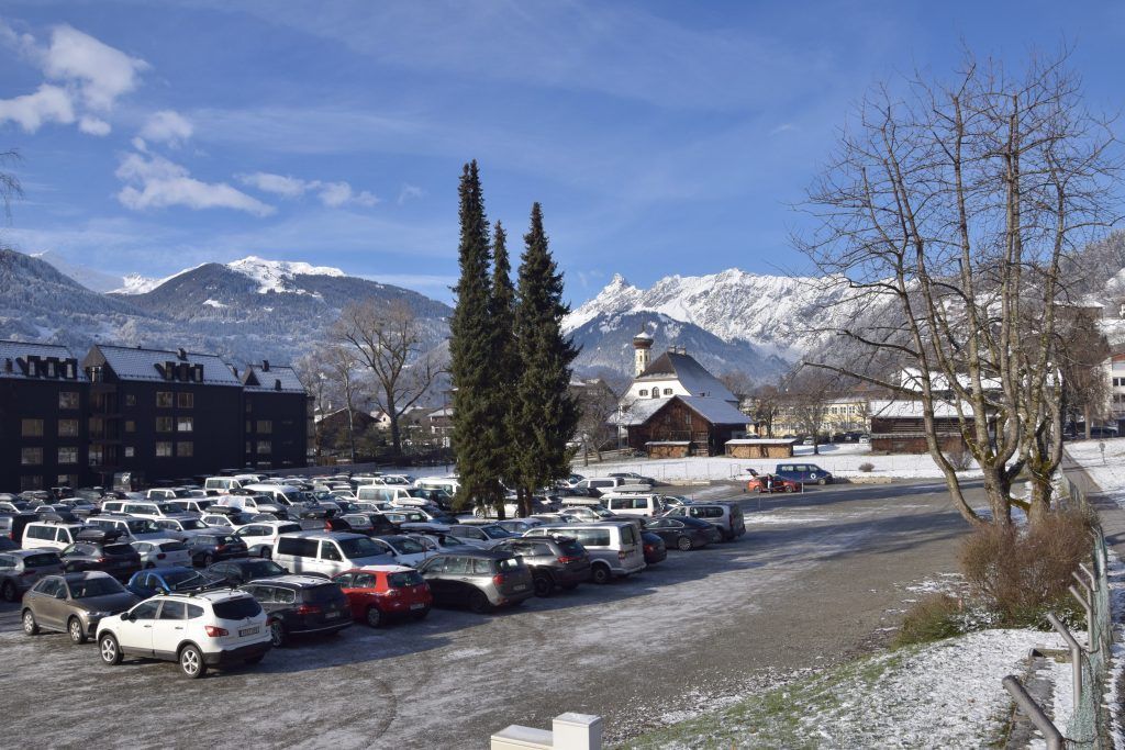 Parkplatz der Hochjoch Bahn muss Hotel weichen