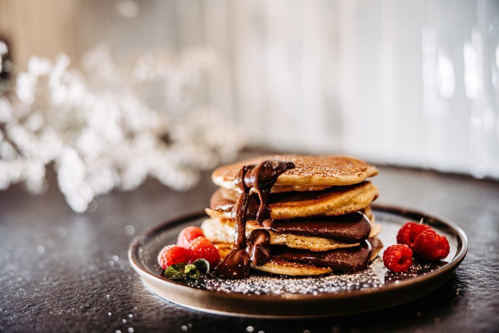Süße Versuchung am Morgen – Pancakes mit Nuss-Nougat-Creme