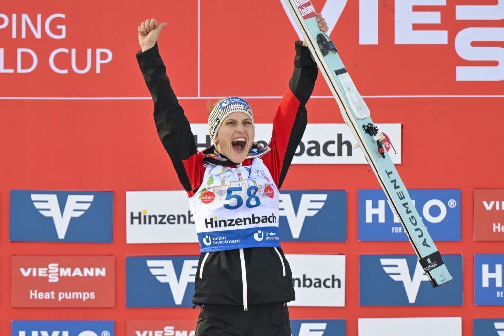&#8220;Jetzt bin ich wieder die, die juchzt und strahlend am Balken sitzt&#8221;