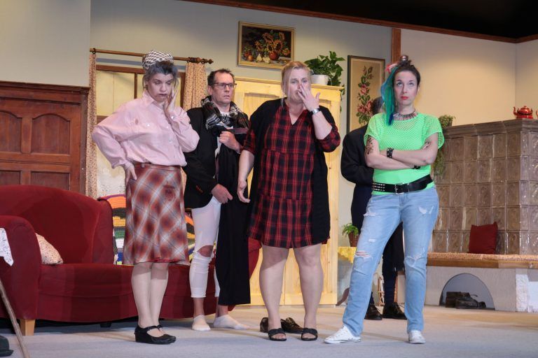 Erfolgreiche Theatersaison und zahlreiche Spenden