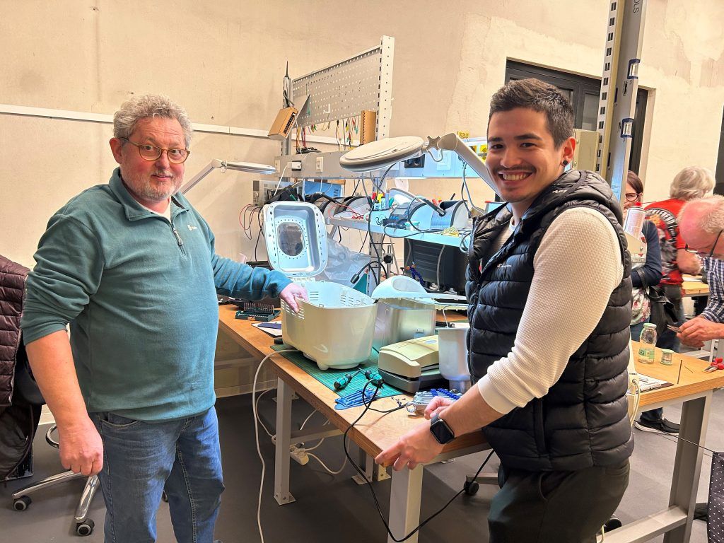 Ein Brotbackautomat trieb Raimund Saurer die Schweißperlen auf die Stirn