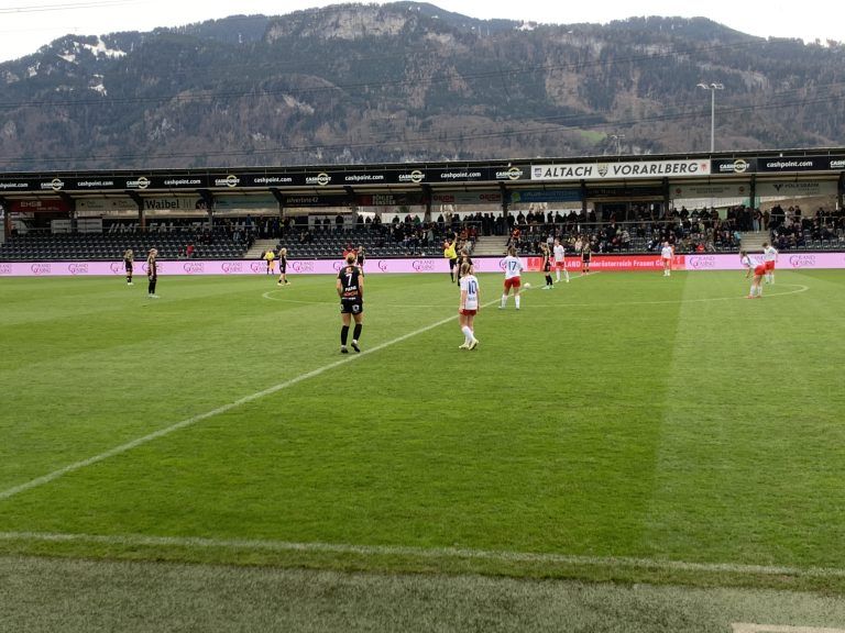 Frauenfußball