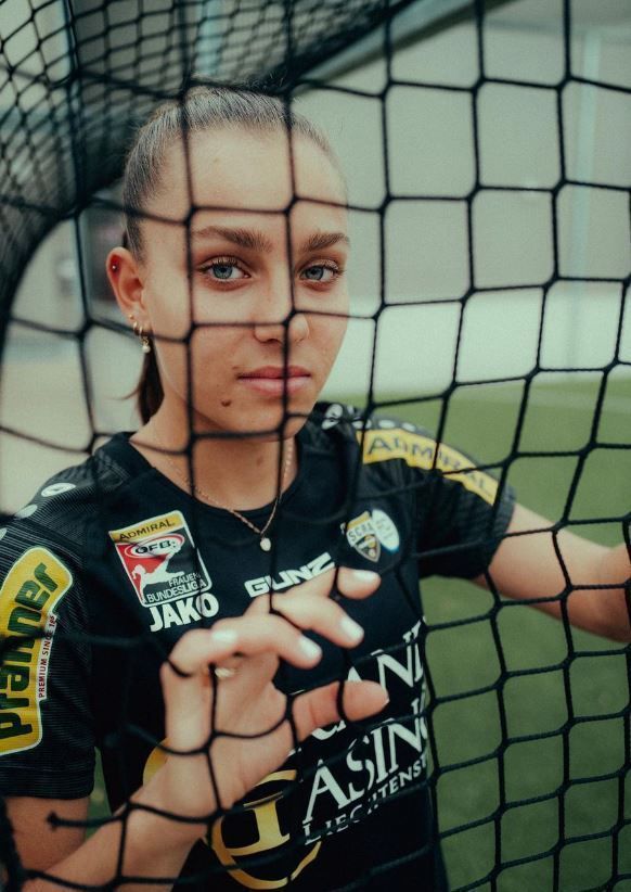 Frauenfußball