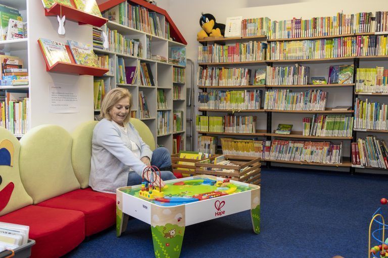 Ingeborg Winsauer, Leiterin der Bücherei Dornbirn-Schoren