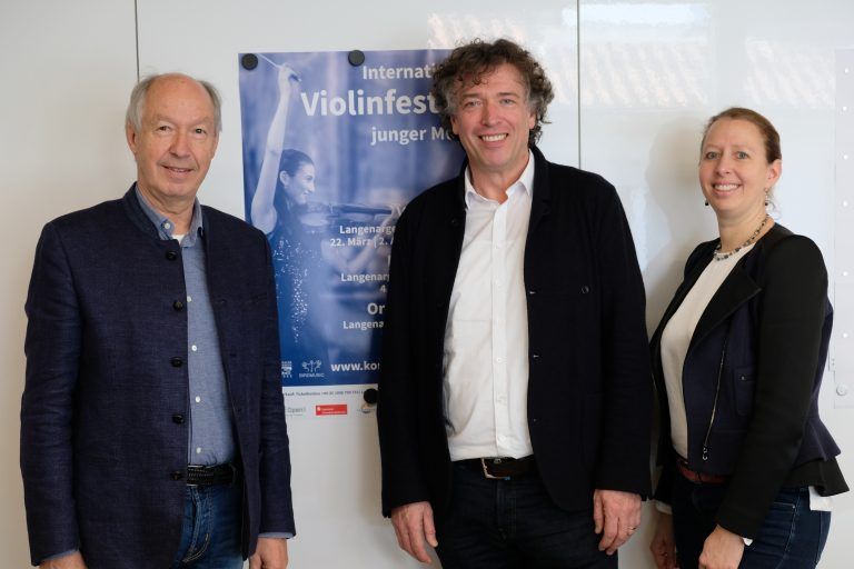 Peter Buck, Peter Vogel und Jaqueline Egger-Buck freuen sich auf das Internationale Violinfestival junger Meister.