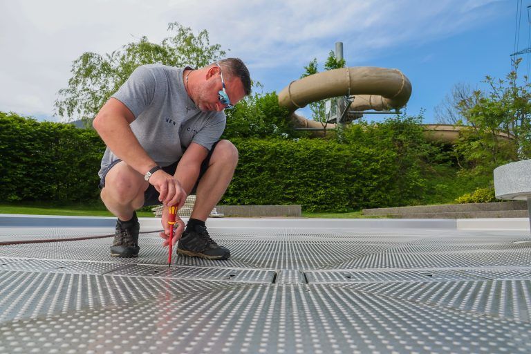 Bilder zum Start in die Freibad-Saison, Oliver Tschabrun