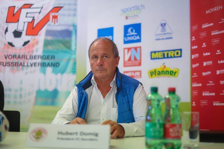 PK Akademie Vorarlberg, Fu§ball, AKA, Landesrtin Martina Rscher (Sportreferentin der Vorarlberger Landesregierung) Horst Lumper (Prsident des Vorarlberger Fu§ballverbandes) Werner Gunz (Vizeprsident SCR Altach) Bernd Bsch (Vorstand SC Austria Lustenau) Hubert Domig (Prsident FC Dornbirn) Thomas Fricke (Obmann SW Bregenz)