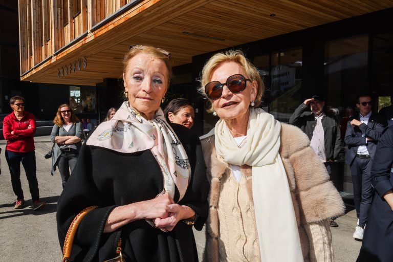 Erffnung Lechwelten Dorfhus, Die Gemeinde Lech ldt anlsslich der Erffnung ãLechwelten & DorfhusÒ zum feierlichen Festakt Lech ein. Beginn um 10:30 mit Fototermin (Geraldine und Tanja vor Ort) – Treffpunkt und Geschichte Erffnung Lechwelten Dorfhus, Die Gemeinde Lech ldt anlsslich der Erffnung ãLechwelten & DorfhusÒ zum feierlichen Festakt Lech ein. Beginn um 10:30 mit Fototermin […]