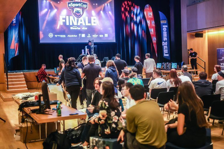 VN.at-eSportCup, eSport Master U+18