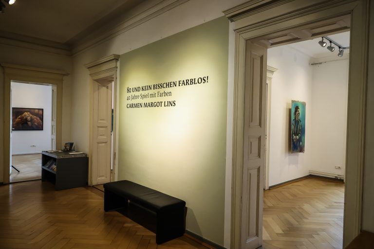 Vorarlbergerin des Tages mit Knstlerin Carmen Margot Lins, treffen uns in der Villa Claudia, wo ihre aktuelle Ausstellung stattfindet, VdT