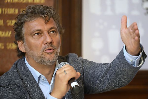 Kaufmann singt in Erl Wagner, will mehr Frauen-Regie