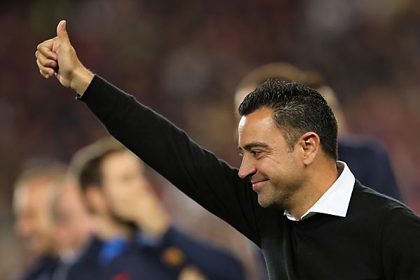 Xavi bleibt nun doch Trainer des FC Barcelona