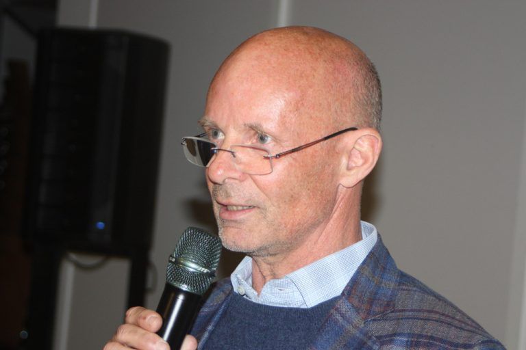 Moderator Wolfgang Pfefferkorn - Präsentation REP Rankweil