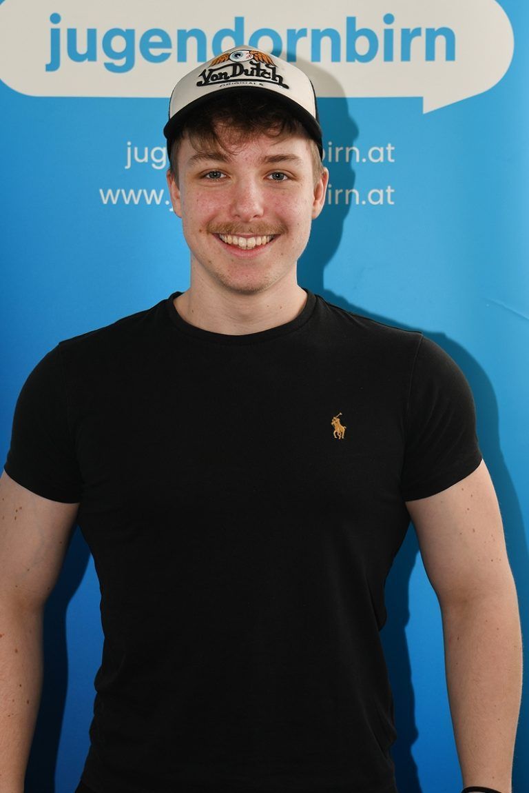 Simon Rapp, 17 Jahre, Dornbirn: Ich fand es sehr interessant und man konnte viele Fragen stellen. Persönlich habe ich heute gelernt, dass es wichtig ist, bei Problemen Rat zu suchen und nicht alles in sich hineinzufressen, sondern mit anderen darüber zu sprechen. - Kompetenzfrühstück für psychische Gesundheit - Kompetenzfrühstück für psychische Gesundheit