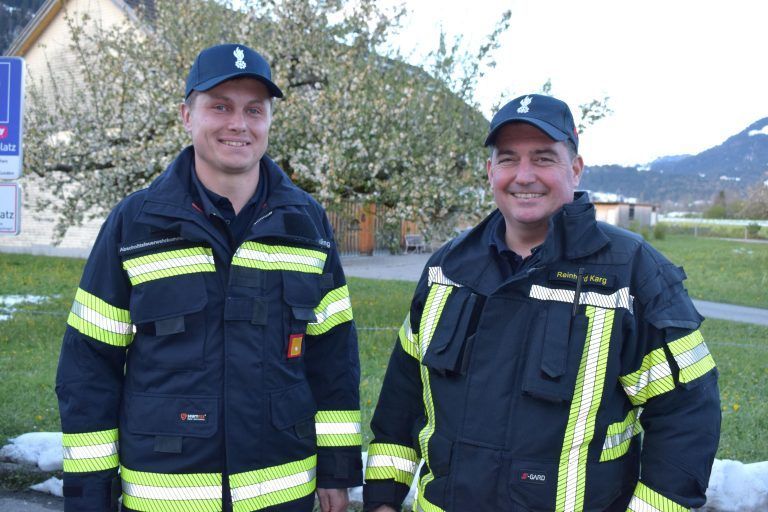 Abschnittskommandant Manuel Schelling und BFI Reinhard Karg. - Feuerwehrübung Vorderwald