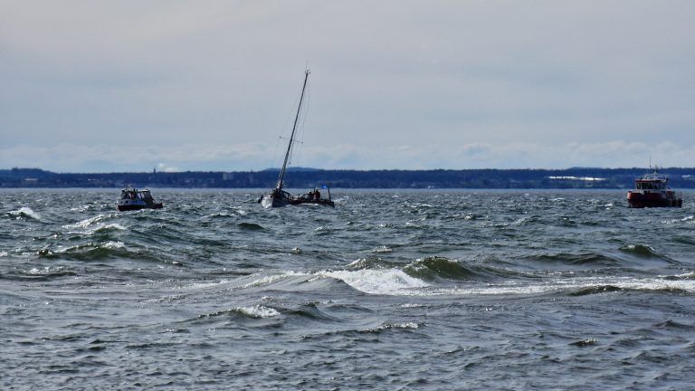 Yacht in Seenot bei Langenargen
