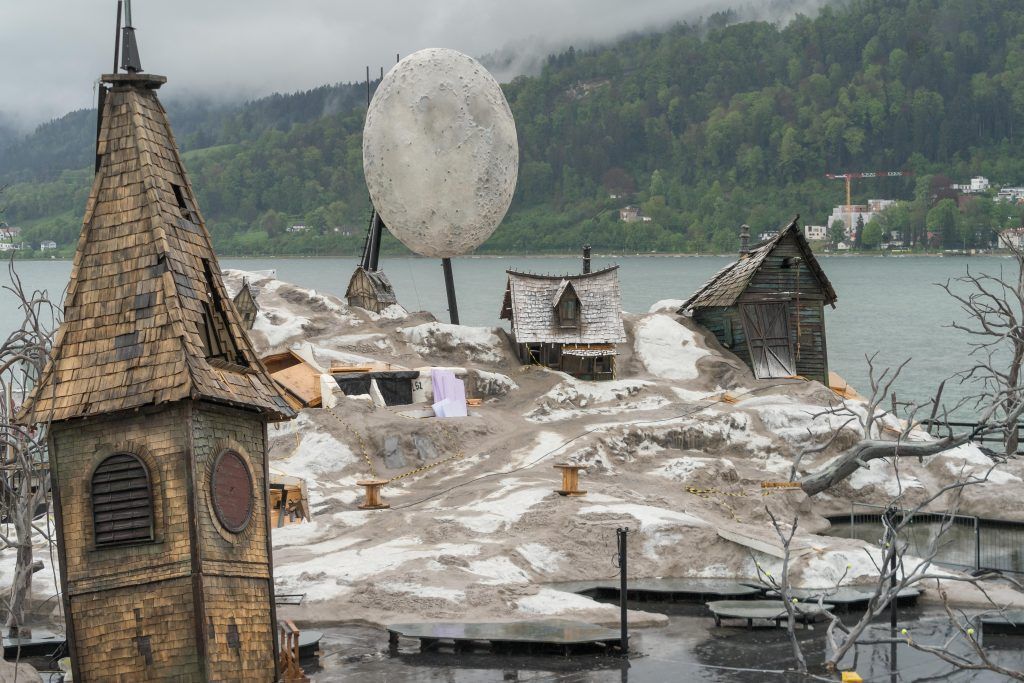 Einblick in eine magische Bühnenwelt