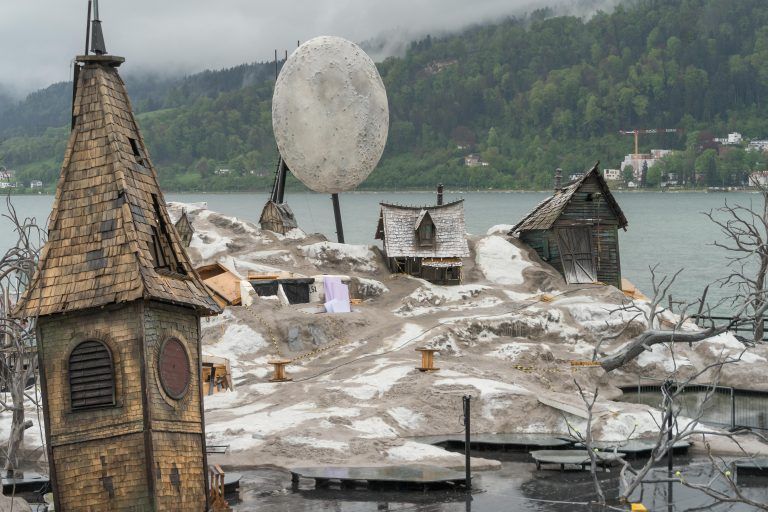 Einblick in eine magische Bühnenwelt