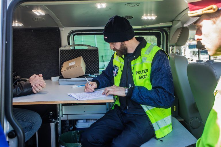 schwerpunktkontrolle polizei, kontrolle, verkehr, verkehrskontrolle, drogen, alkohol