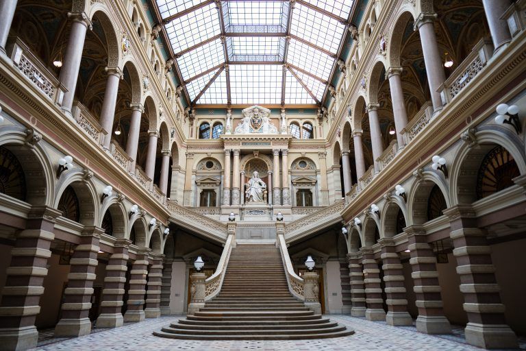 ABD0051_20240306 – WIEN – STERREICH: ++ THEMENBILD ++ Innenansicht des Justizpalasts, aufgenommen am Mittwoch, 06. Mrz 2024, in Wien. – FOTO: APA/EVA MANHART
