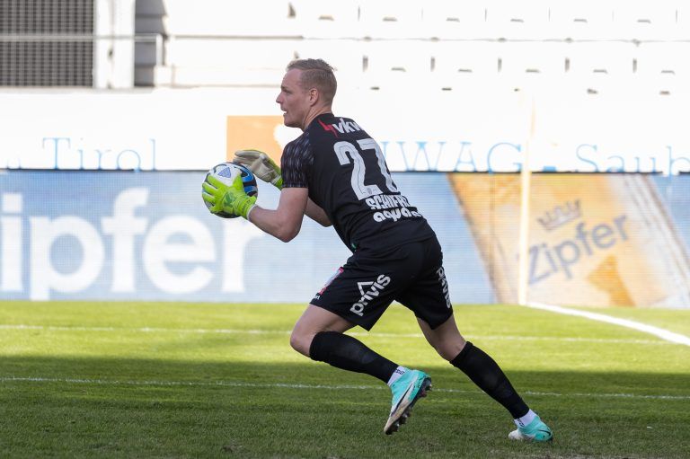 ABD0132_20240427 – INNSBRUCK –
STERREICH: Tormann Domenik Schierl (Austria Lustenau) am Samstag, 27. April 2024, whrend der Admiral Bundesliga-Begegnung der Qualifikationsgruppe, 7. Runde, zwischen WSG Swarovski Tirol und SC Austria Lustenau in Innsbruck. – FOTO: APA/EXPA/JOHANN GRODER