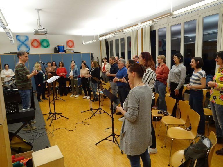 Die Proben für das SingRing-Jubiläumskonzert am 20. April laufen auf Hochtouren. - © cth