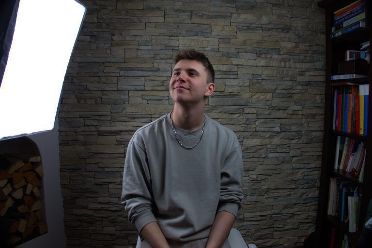 Der Montafoner Cedrik Bitschnau (19) hat über 3 Millionen Aufrufe bei Spotify