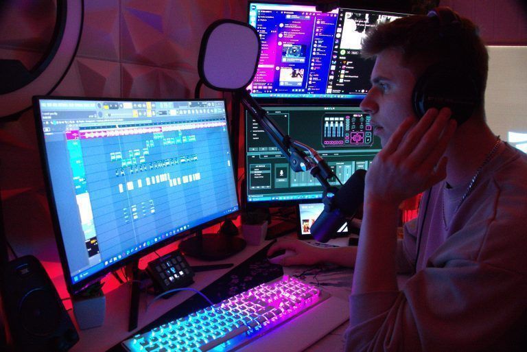 Der Montafoner Cedrik Bitschnau (19) hat über 3 Millionen Aufrufe bei Spotify