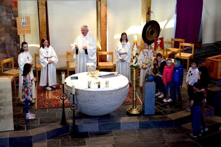 Messfeier zum Saisonabschluss, Neue Pfarrkirche Lech