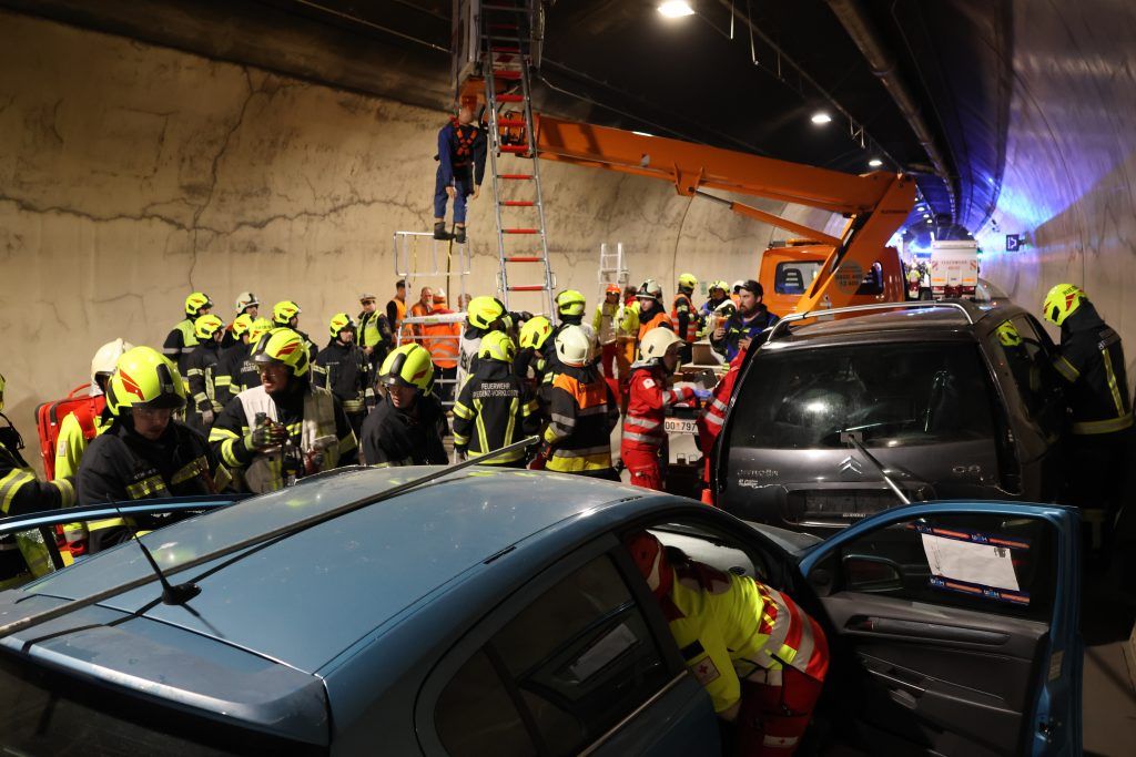 Eine Feuerwehrübung im Citytunnel