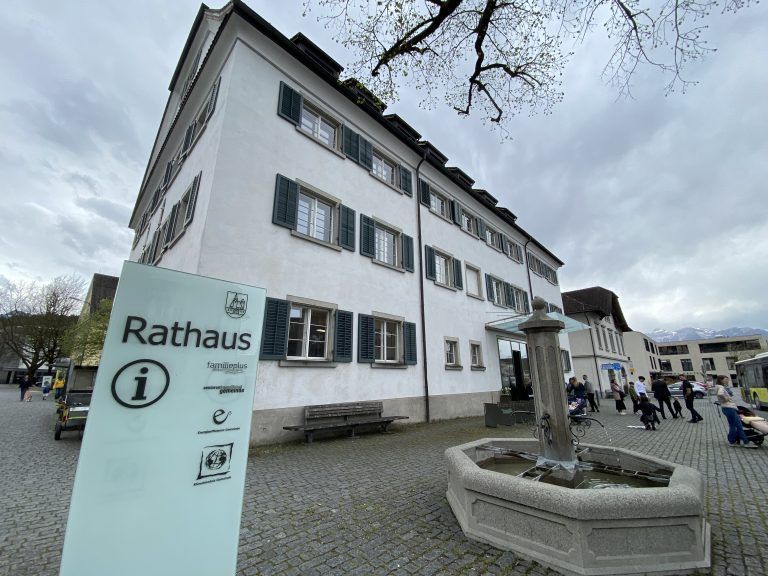 Rathaus und Kaufmannschaft Rankweil