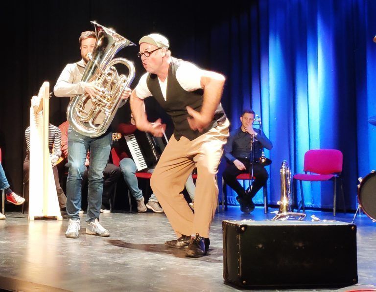 Instrumentenvorstellung mit Pantomime Thiemo