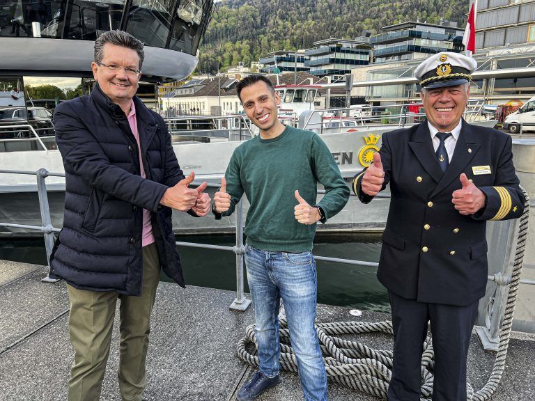 Leinen los zum Saisonauftakt für GF Alexandro Rupp, Eventmanager Christian Stadler und Kapitän Dietmar Schnetzer
