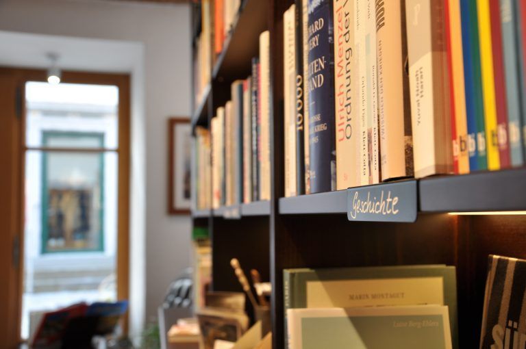 Buchhandlung "Paula", Den regionalen Buchhandel aufblühen lassen