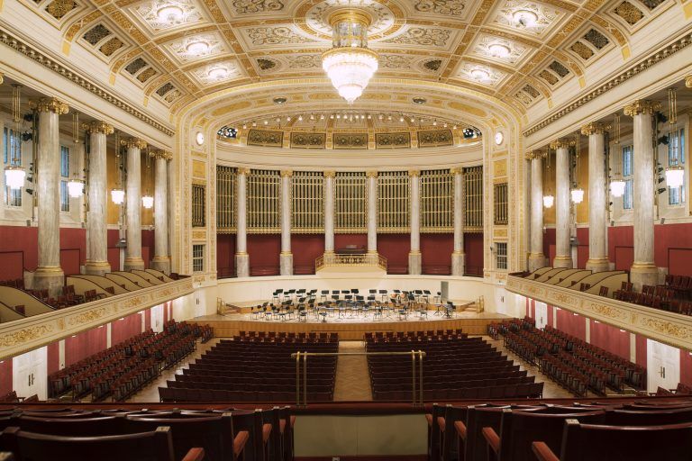 SOV: Großer Saal