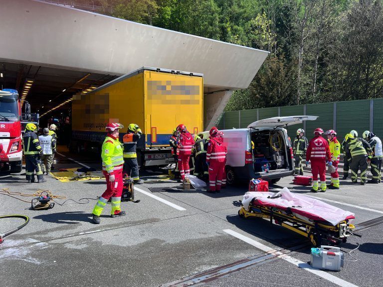 Unfall Pfändertunnel