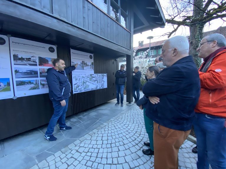 Schrunser Ortszentrum, Silvrettastraße, Kirchstraße, Begegnungszone