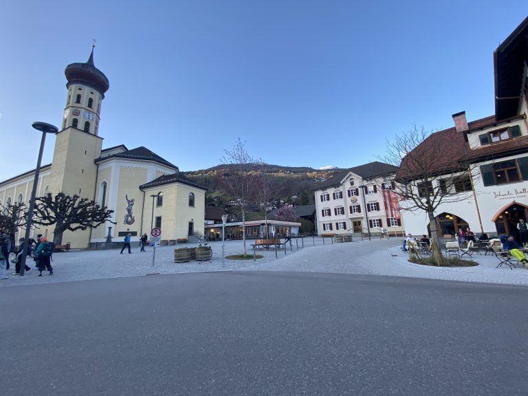 Schrunser Ortszentrum, Silvrettastraße, Kirchstraße, Begegnungszone