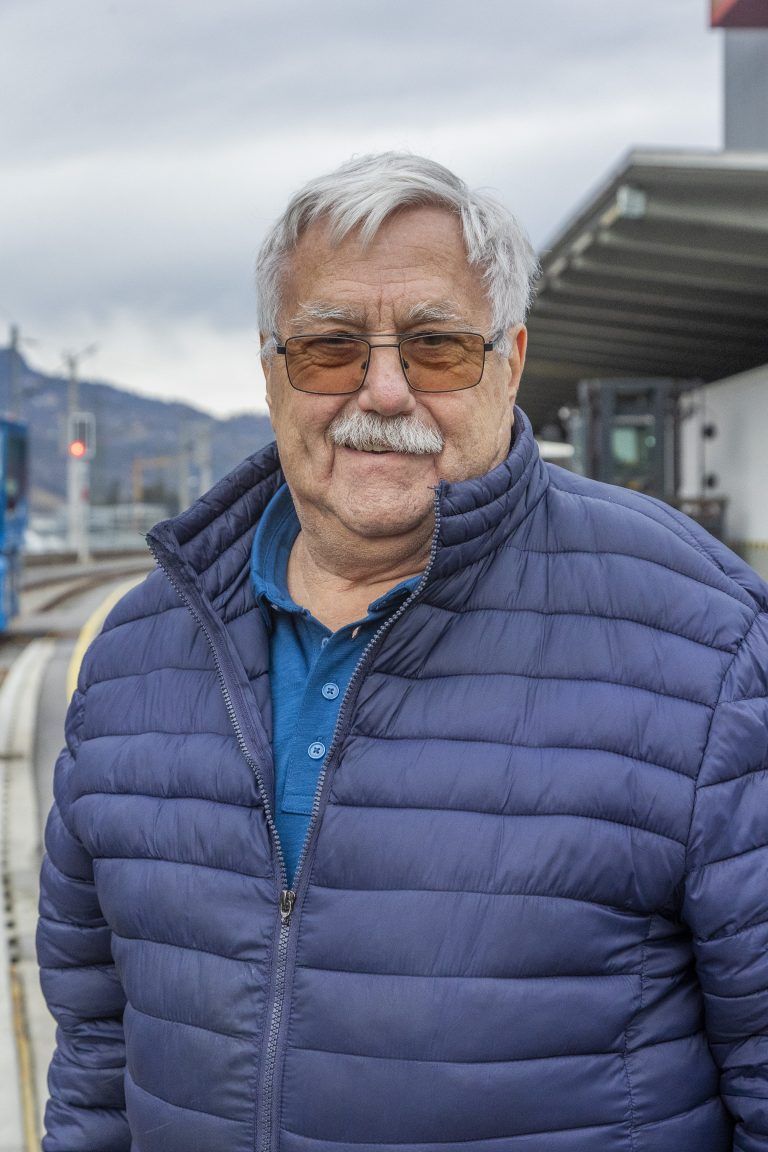 Zementwerk in Lorüns Schienen Horst und Christian Böhler Portrait