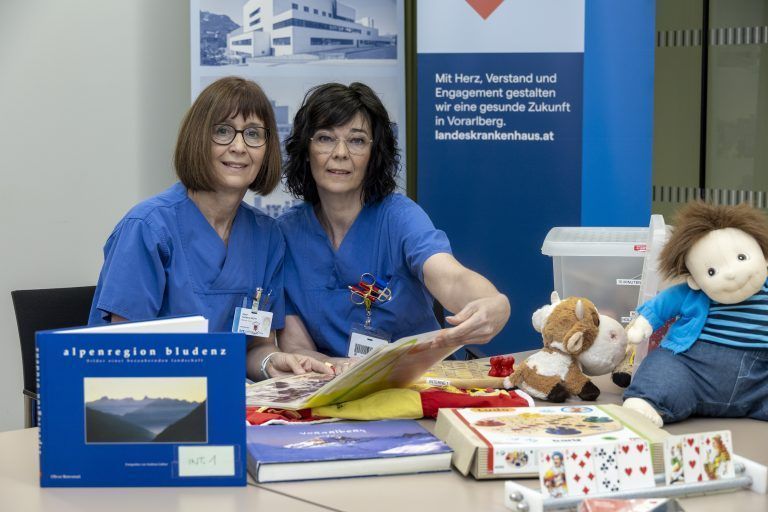 Demenz im Krankenhaus Fotos von den Memory-Nurses und den Memory-Dingen