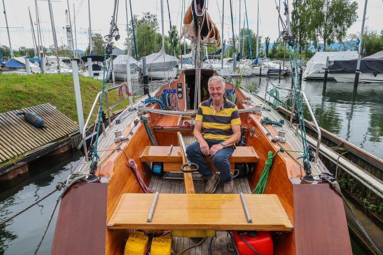Dietmar Salzmann Rund Um Regatta, Dietmar Salzmann segelt bei der Rund um, Bilder von ihm auf dem Boot.