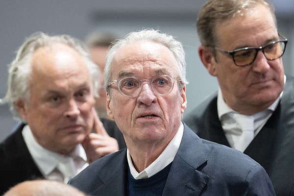 Hauptprozess gegen deutsche &#8220;Reichsbürger&#8221;-Gruppe begonnen